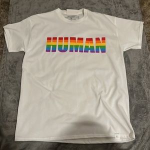 NWT HUMAN GRAPHIC  TEE MEDUIM ORIGINAL BOYFRIEND TEE WHITE/Multicolor gr…